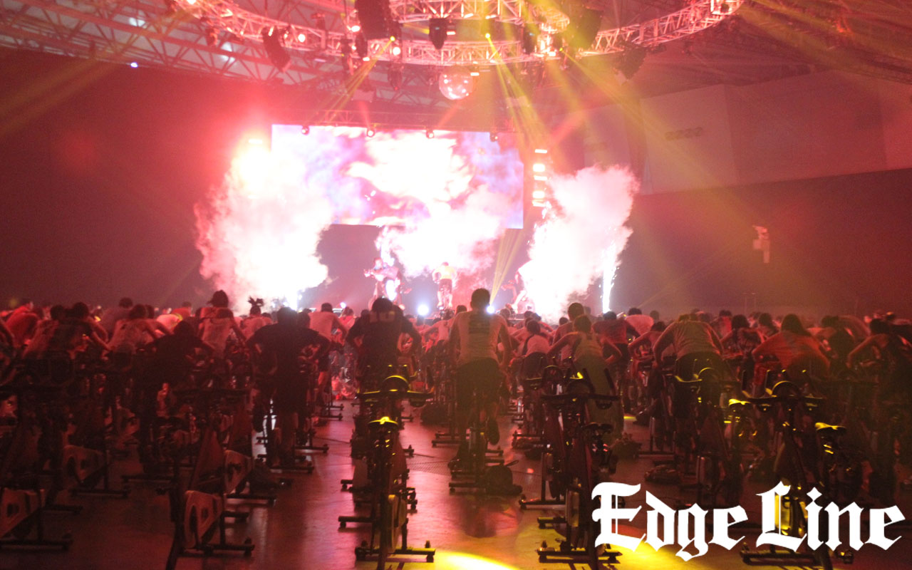 暗闇バイクフェス「LUSTER2019」3日間で1万人が熱狂！マーティ・フリードマン「ROCK」ステージ全4公演に生演奏