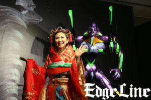 高橋洋子エヴァ楽曲歌えたことは「天からのギフト」！ハイパーアジアンミックスな衣装で「ヱヴァンゲリヲンと日本刀展+EVANGELION ARTWORK SELECTION」に来場12