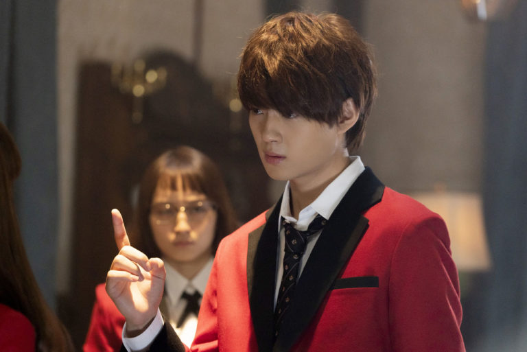 佐野勇斗 森川葵の手をにぎる姿や爽やかな表情の後ろに隠された目的とは？「賭ケグルイ双」場面写真とOP映像が解禁