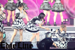 AKB48向井地美音 最後のスピーチに感極まり涙で戻ってきた柏木由紀が頭ポンポン！メンバーが歌い踊り倒すMCなしの48曲連続披露や7月から新番組も5