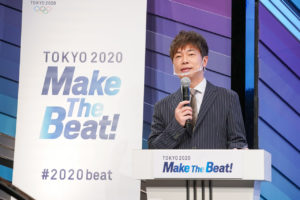 川尻蓮「後から刺されるような笑いが好き」やネタ披露でキリッとして照れる一幕も！Tokyo 2020「Make The Beat!」アワード審査員務め着るかもなサルのタンクトッププレゼント！？1