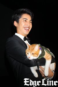 大野拓朗 初主演映画「猫忍」でハードなアクションで「1番難しかった」！“忍猫”金時を抱いて場内練り歩き7