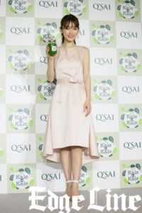 “エロふわ”泉里香、新”青汁”飲み干し思わず「もう一杯！」美ボディの秘訣は「クビレを鍛えること」8