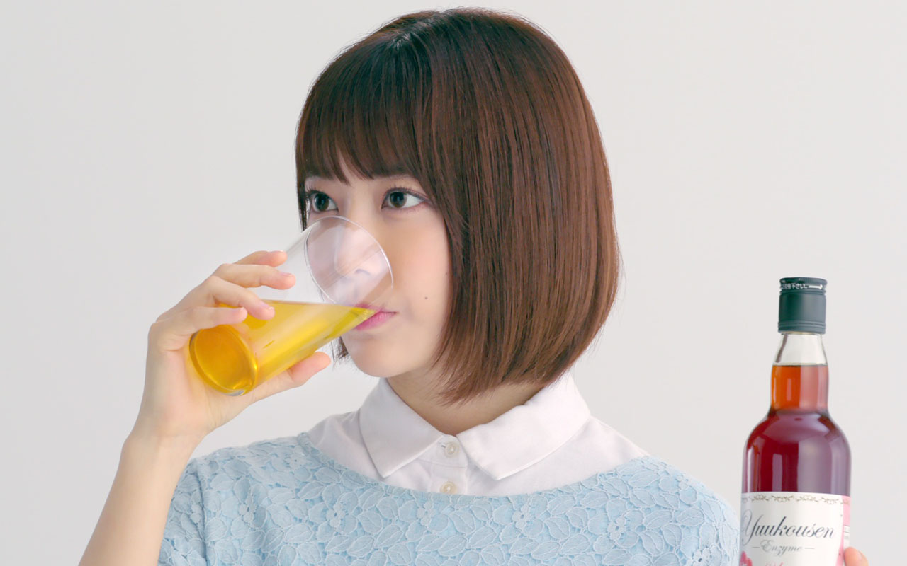 HKT48 宮脇咲良、豪快に野菜にかぶりつくマッチョ男がイチゴを食べるしぐさに「ギャップがあって可愛い」3