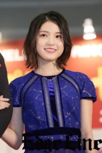 川島海荷、セクシーワンピ姿で「何年たってもジュエリーをプレゼントしたい女性でありたい」4