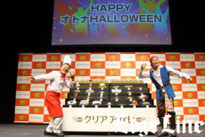 和牛「SHIBUYA オトナHALLOWEEN PARTY」に登場で大盛況！そのコスプレ姿とは？3