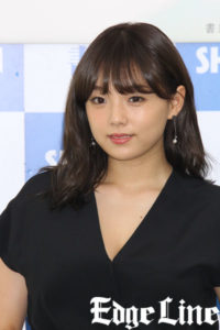 篠崎愛 写真集「結晶」その出来に友人から「集脱いだの！？」と驚嘆！解禁されたNGにしていた部分とは？1