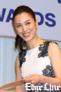 遼河はるひ 上戸彩＆浅野ゆう子に挟まれたセンターに緊張！宝塚歌劇団時代と比べての感想とは？1