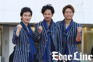 稲垣吾郎＆草なぎ剛＆香取慎吾で大観衆前に「雨あがりのステップ」初披露で3人とも幸せな気分に！“かとうさん”にあわや“乱闘”風で場内大爆笑13