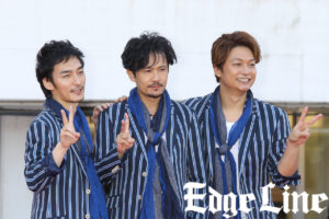 稲垣吾郎＆草なぎ剛＆香取慎吾で大観衆前に「雨あがりのステップ」初披露で3人とも幸せな気分に！“かとうさん”にあわや“乱闘”風で場内大爆笑26