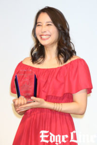 広瀬アリス芸能生活10年で初の賞は「COTTON USA AWARD」で“悲鳴”あげ中座のハプニングも！同じ事務所の勝地涼の熱愛報道や、兄の有罪判決へもコメント3