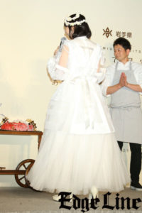 のん純白のプリンセスドレス姿で登場！“1番”が更新された瞬間に幸せの笑み2