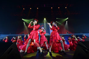 AKB48チームA 4年半ぶりの単独コンサートに2000人！横山由依＆向井地美音の“総監督”デュエットや小栗有以お神輿で登場演出も1