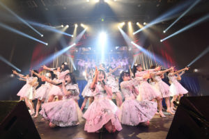 AKB48チームA 4年半ぶりの単独コンサートに2000人！横山由依＆向井地美音の“総監督”デュエットや小栗有以お神輿で登場演出も3