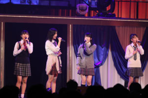 AKB48チーム8夜公演 長久玲奈アコギ伴奏で「あなたがいてくれたから」歌唱に涙するメンバー続出！ドラドラ鈴木拓来場で感想も9