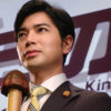 松本潤 きのこの山新党首に就任で「必ずたけのこ党を倒してみせます！」！新TVCMで熱い演説や新しい食べ方も披露