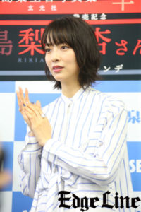 小島梨里杏 初写真集で「透明でありすぎない自分」を表現！大胆ショットの舞台裏とは5