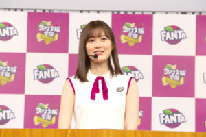 乃木坂46・齋藤飛鳥 メイプル超合金・カズレーザーへ不満そうに“見た目”をボヤき！「ファンタ坂学園」入学式で「お金を取れる演技」とは3