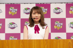 乃木坂46・齋藤飛鳥 メイプル超合金・カズレーザーへ不満そうに“見た目”をボヤき！「ファンタ坂学園」入学式で「お金を取れる演技」とは4