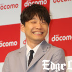 星野源 新田真剣佑の問いかけでキャッシュレス生活突入を告白！最新機種そっちのけで画面から目を背け「危ない！危ない！」