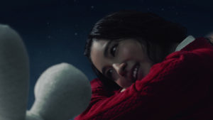 土屋太鳳 お月見しながら雪見うさぎに「そっちかい！」と思わずツッコミ！“つい帰りたくなる”場所に思い出あふれる2