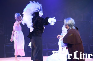 飯田里穂 舞台劇「からくりサーカス」でAKB48大西桃香は「自分にない表現の仕方を持ってる」！逆に「りっぴーさんの思い切った演技が大好き」とも16