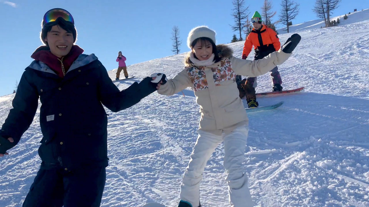 岡田健史＆浜辺美波「JR SKISKI キャンペーン」起用でスキーウェアで登場！雪合戦のガチ具合エピソードに「手袋を外してと言われた」と苦笑い19