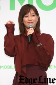 本田翼「LINEモバイルダンス」CM第4弾は「レバーが引きたくなるんですよ（笑）」！“裏の顔”なんかはなかった？4