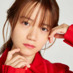 尾崎由香、ニューミニアルバム「NiNa」ジャケ写、新アー写を公開！シンガーソングライター坂口有望など楽曲提供