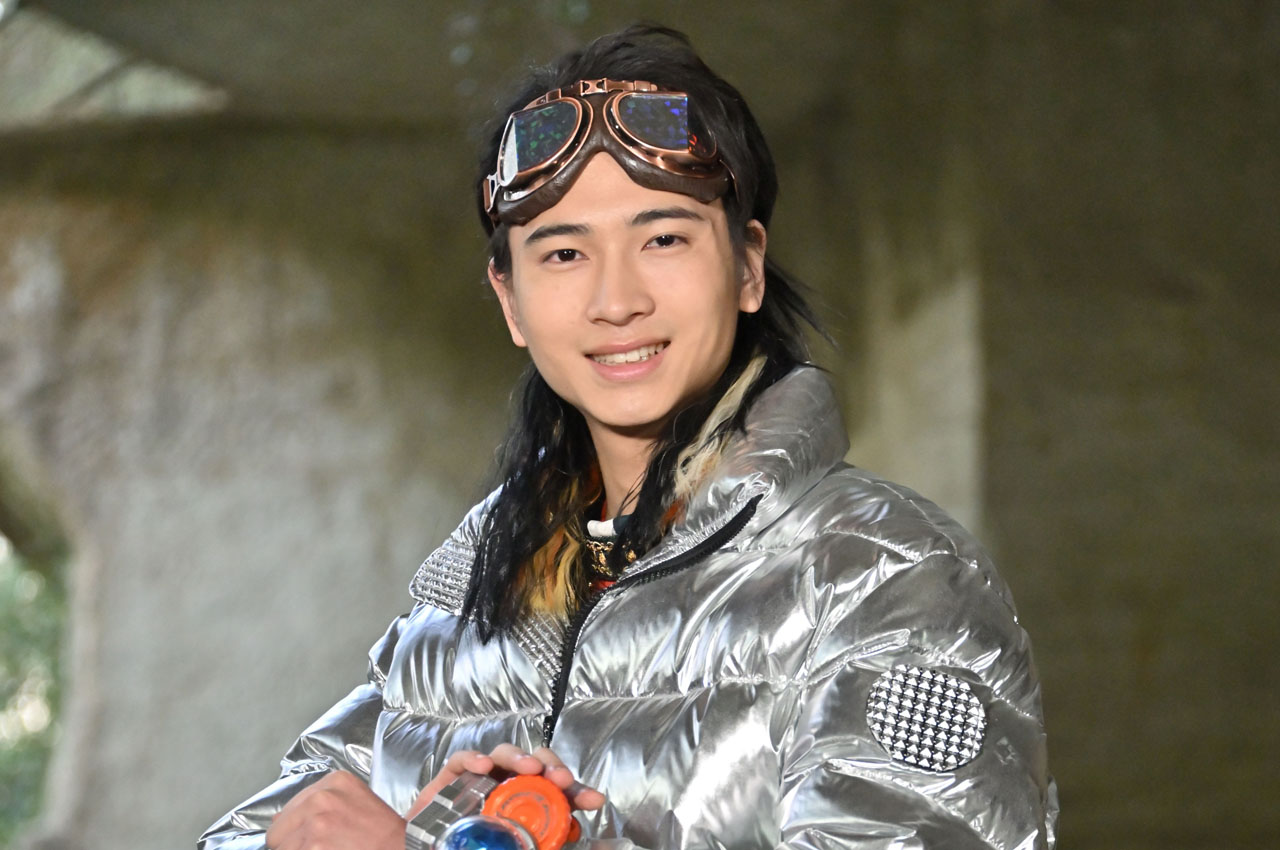 庄司浩平「魔進戦隊キラメイジャー」キラメイシルバー／クリスタリア宝 