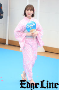 与田祐希ピンク色の浴衣姿でサーフィン場に登場！竜星涼と浴衣かぶりに安心やジェスチャーされ「そこ切り取ったんですか（苦笑）！？」14