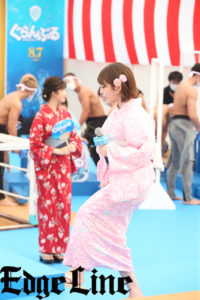 与田祐希ピンク色の浴衣姿でサーフィン場に登場！竜星涼と浴衣かぶりに安心やジェスチャーされ「そこ切り取ったんですか（苦笑）！？」17