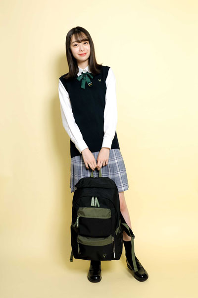 現役「Seventeen」モデル田鍋梨々花×「OLIVE des OLIVE School」！「消臭ネーム（ポケット）」などアイデア満載のコラボリュック