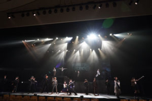 京本政樹 特別出演の舞台『ROAD59 -新時代任侠特区-』へ「言わなくてもいいですが最高齢です」でカンパニー和ます！18人あいさつに立ち君沢ユウキ「精いっぱい務めてまいります」24