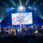 TRUE「ANIMAX MUSIX 2021」DAY1トリ飾りラストは「響け」で全員ジャンプ！ZAQ×Happy Around!コラボで中二病楽曲披露やOxT圧巻のステージングも【DAY1ライブレポ・後編】