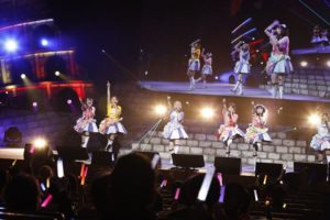 ゾンビランドサガLIVE開催で本渡楓＆田野アサミ＆種田梨沙＆河瀬茉希＆衣川里佳＆田中美海が原作再現演出連発！ラストは徳井青空らアイアンフリルと一緒にパフォーマンスも【ライブレポ】7