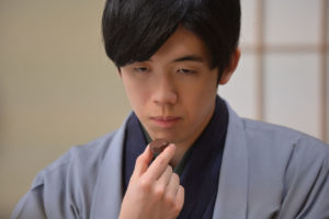 藤井聡太王位・棋聖 不二家イメージキャラクター起用でCM初登場！ONでもOFFでも渾身の一手や「対局を観戦する」過ごし方など披露26