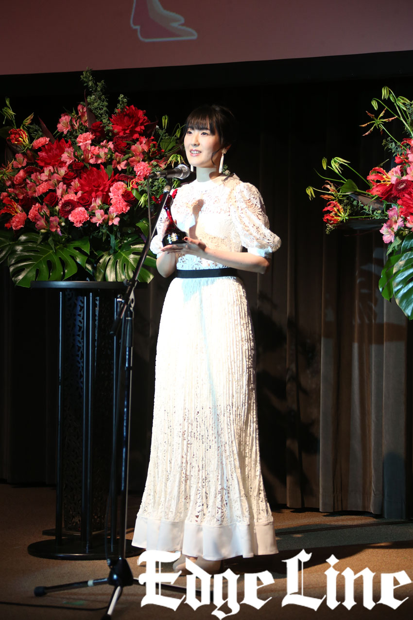 石川由依「第十五回 声優アワード」主演女優賞受賞で「もうひたすら頑張るのみだなと思っています」2