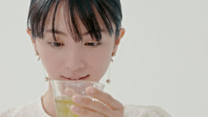 吉沢亮 イメージキャラクター務める生茶は「冗談抜きで毎日飲ませて頂いてます」！お茶は「疲れた心を癒やしてくれる」12