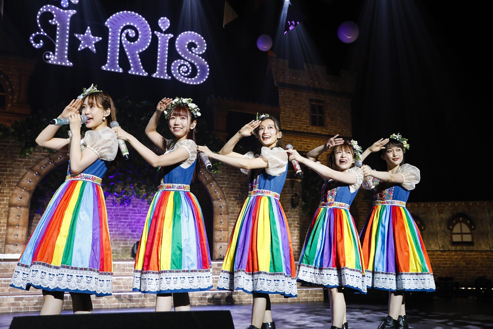 i☆Ris新衣装披露はイメージカラー以外ベースで1人1人がポイント披露！全国ツアー中野サンプラザ公演で新曲「Summer Dude」披露など随所にこだわり3