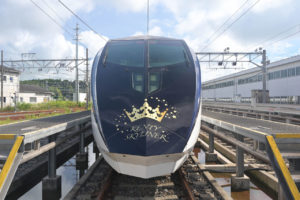 中島健人「KENTY SKYLINER」の車内画像公開！「もし眠ったら、夢の中で僕に会えるかも」や「お姫様、ご乗車おつかれさまでした」【車内アナウンス全4パターン全文公開】23