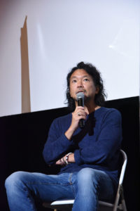 黒崎博監督「映画 太陽の子」三浦春馬さんの話に涙で言葉出ず……柳楽優弥、有村架純と3人で食卓囲むシーンへ「『いい兄弟だなぁ……』と思いました」6