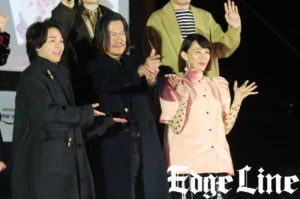 中村倫也“バディ”豊川悦司の「相棒」発言フォローやさりげなくスタイル褒める一幕も！「この子は私が育てる！」気分やヌーディストビーチが印象的！？20