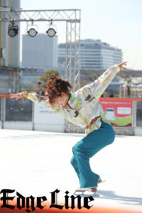 村上佳菜子 豊洲のスケートリンクで華麗なフィギュアスケート披露！羽生結弦選手の挑戦へ「心に迫るものがあった」や鍵山優真選手へ「次につながっていくと思います」2