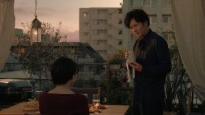 稲垣吾郎 新発売ノンアルコールワインテイスト飲料「ノンアルでワインの休日」新TVCMに登場！「好きな音楽をかけながら料理を作っているときは、とっても特別な時間」6