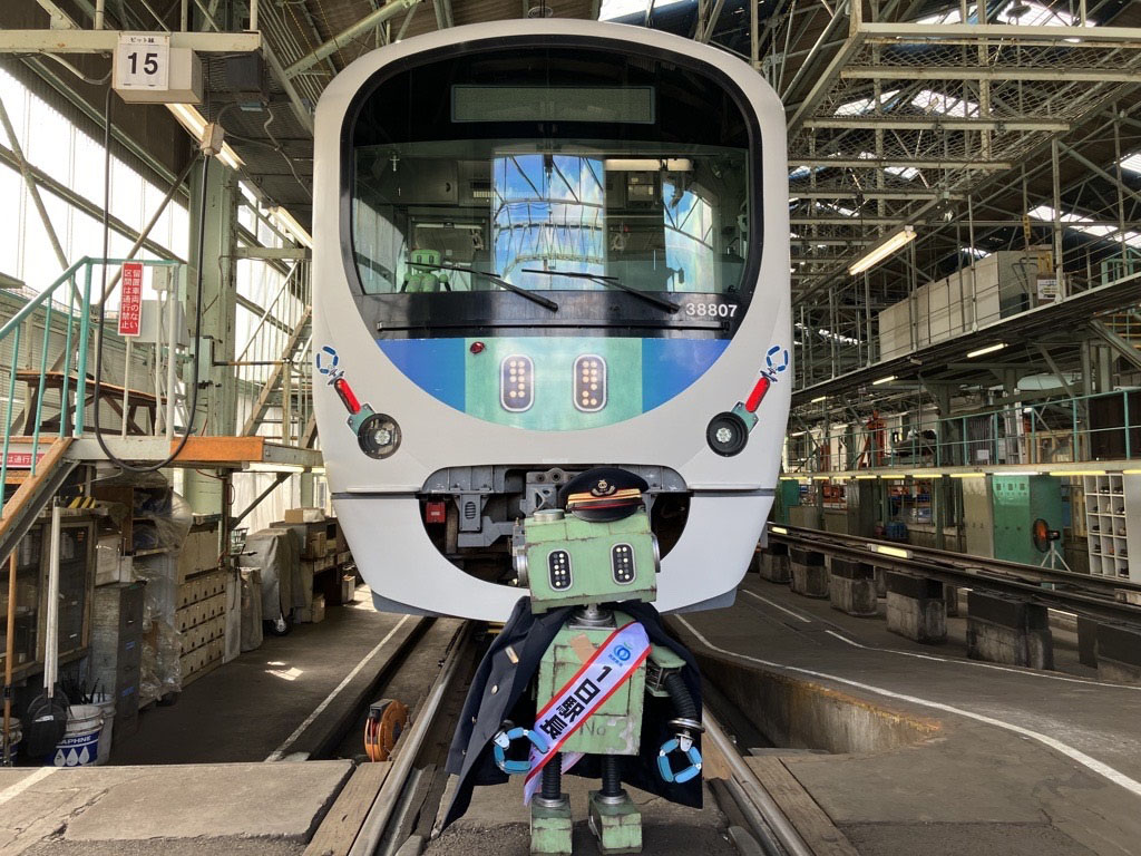 二宮和也「ＴＡＮＧ タング」西武鉄道ラッピング列車出発式開催1