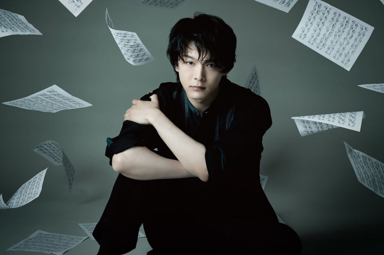 中村倫也ミュージカル「ルードヴィヒ」主演！黒ビジュアル解禁