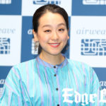 浅田真央JALビジネスクラス機内で撮影！「ワクワク」したとも