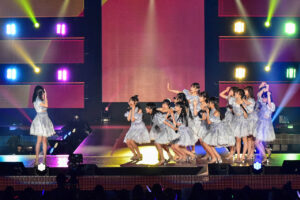 乃木坂46ガルアワ序盤登場で3曲披露！夏はまだまだ終わらないような選曲に18