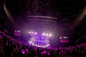 LiSA「LiVE is Smile Always～LANDER～」全国14ヶ所19公演ツアー完走9